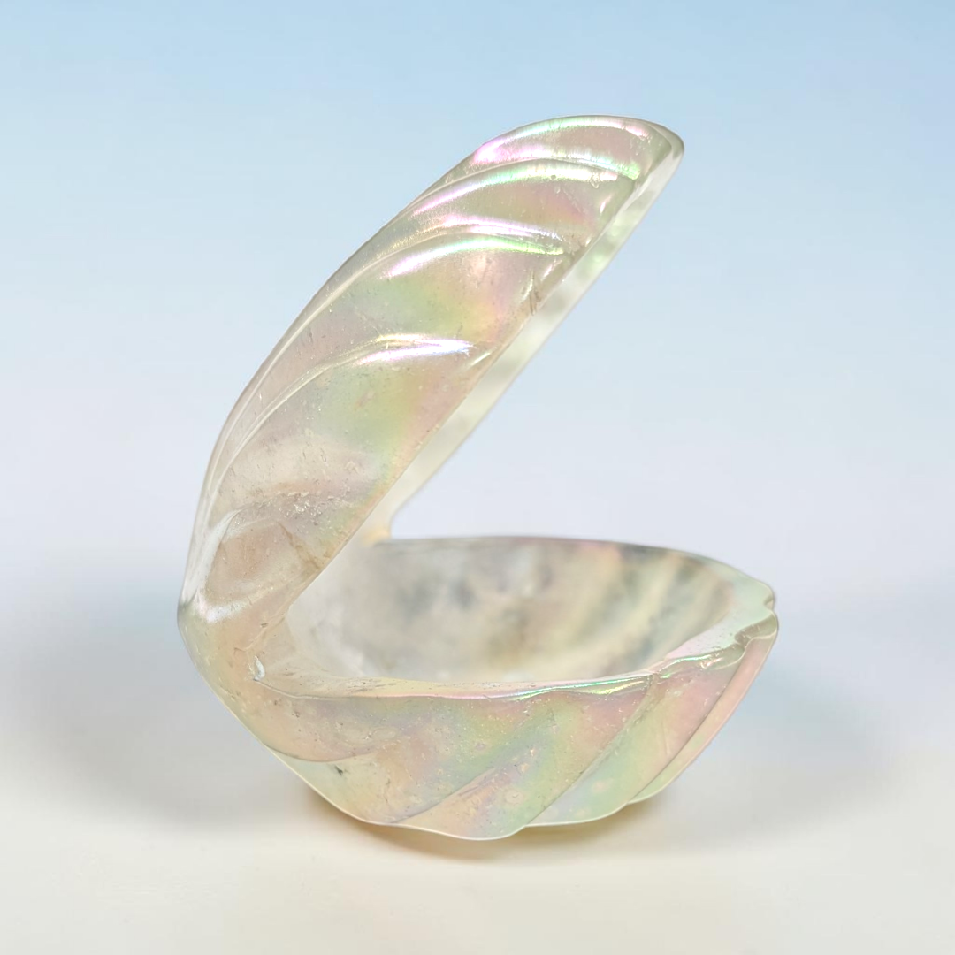 Aura Clear Quartz Crystal Clam Shell | Clear Quartz | Aura Purification and Spiritual Awakening | Zen Collection Canada
