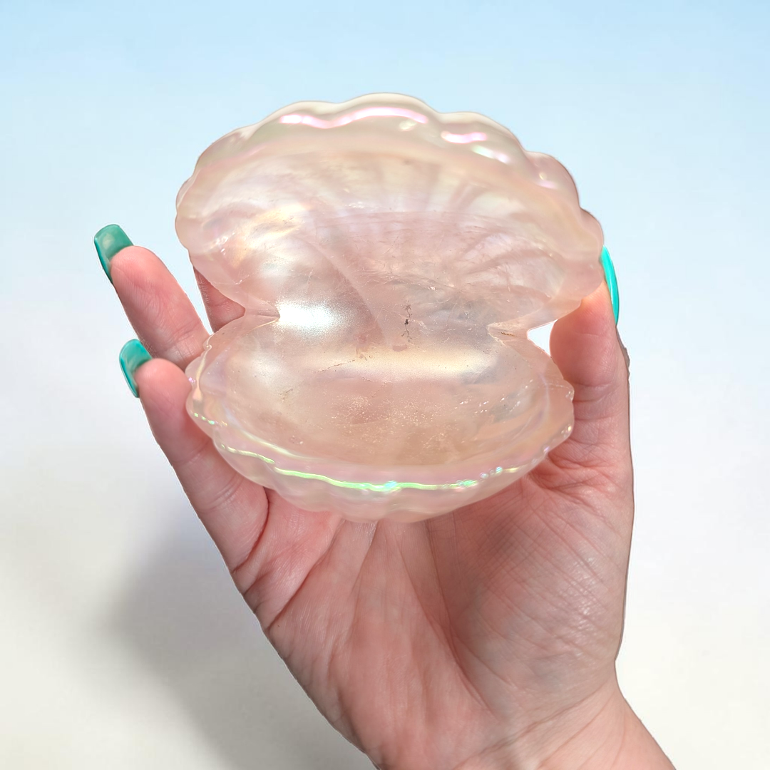 Aura Rose Quartz Crystal Clam Shell | Rose Quartz | Heart Clearing and Self-Love Support | Zen Collection Canada