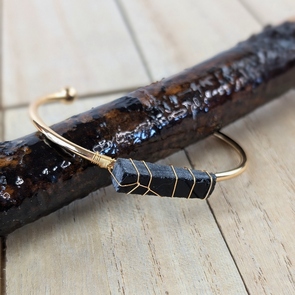 Black tourmaline bracelet for emotional balance and protection