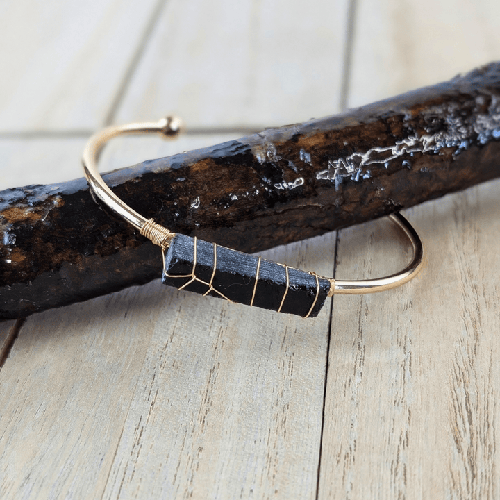 Black tourmaline jewelry for grounding and shielding negative energy