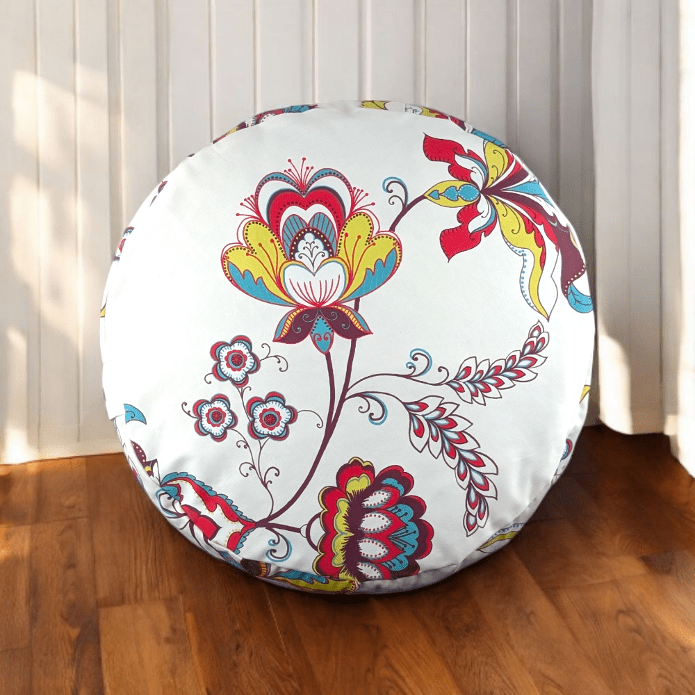 Meditation pillow for mindfulness and pranayama