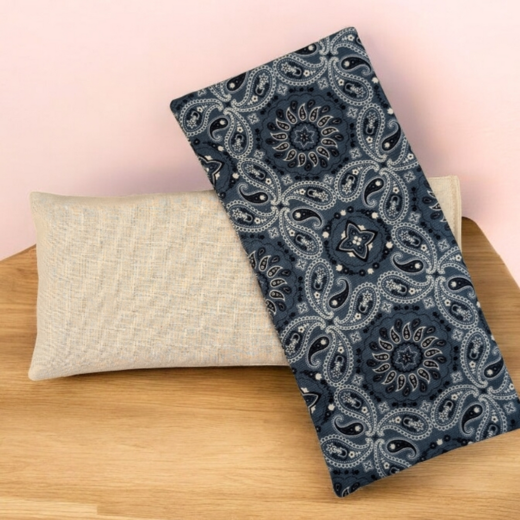 Neck and eye pillow set for meditation and relaxation