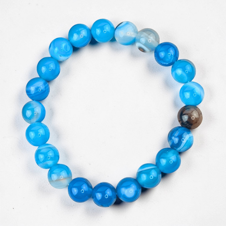 Blue agate gemstone bracelet for communication and calm