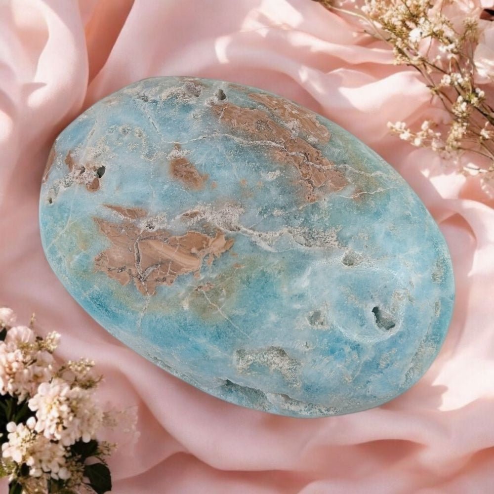 Crystal palm stone for calming anxiety

