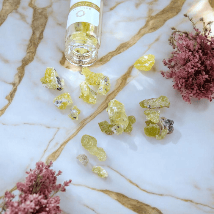 Brucite crystal chip bottle for mental clarity