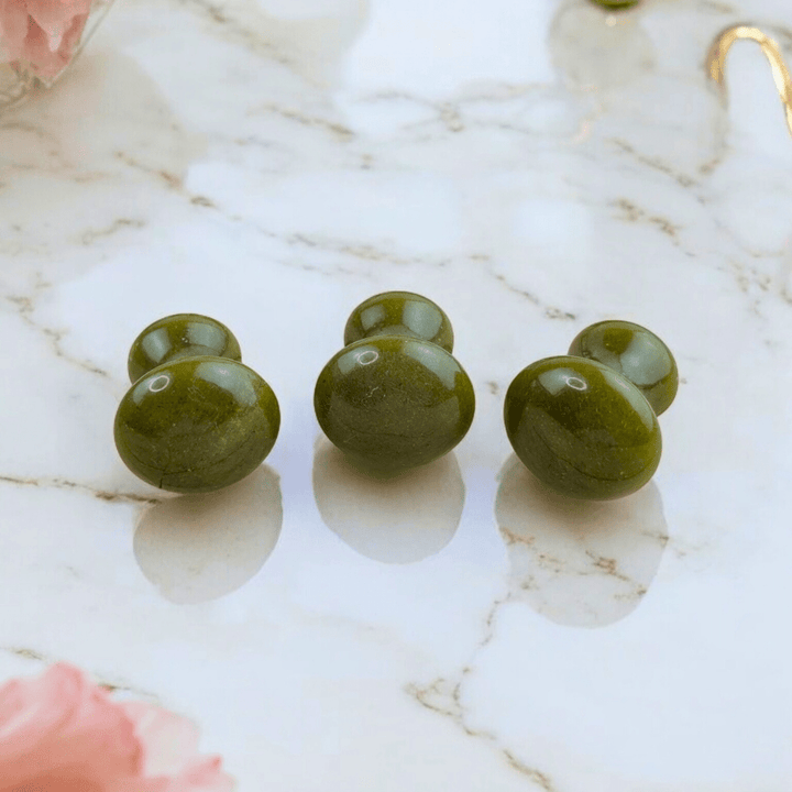 Crystal healing with a Dark Green Jade personal massager