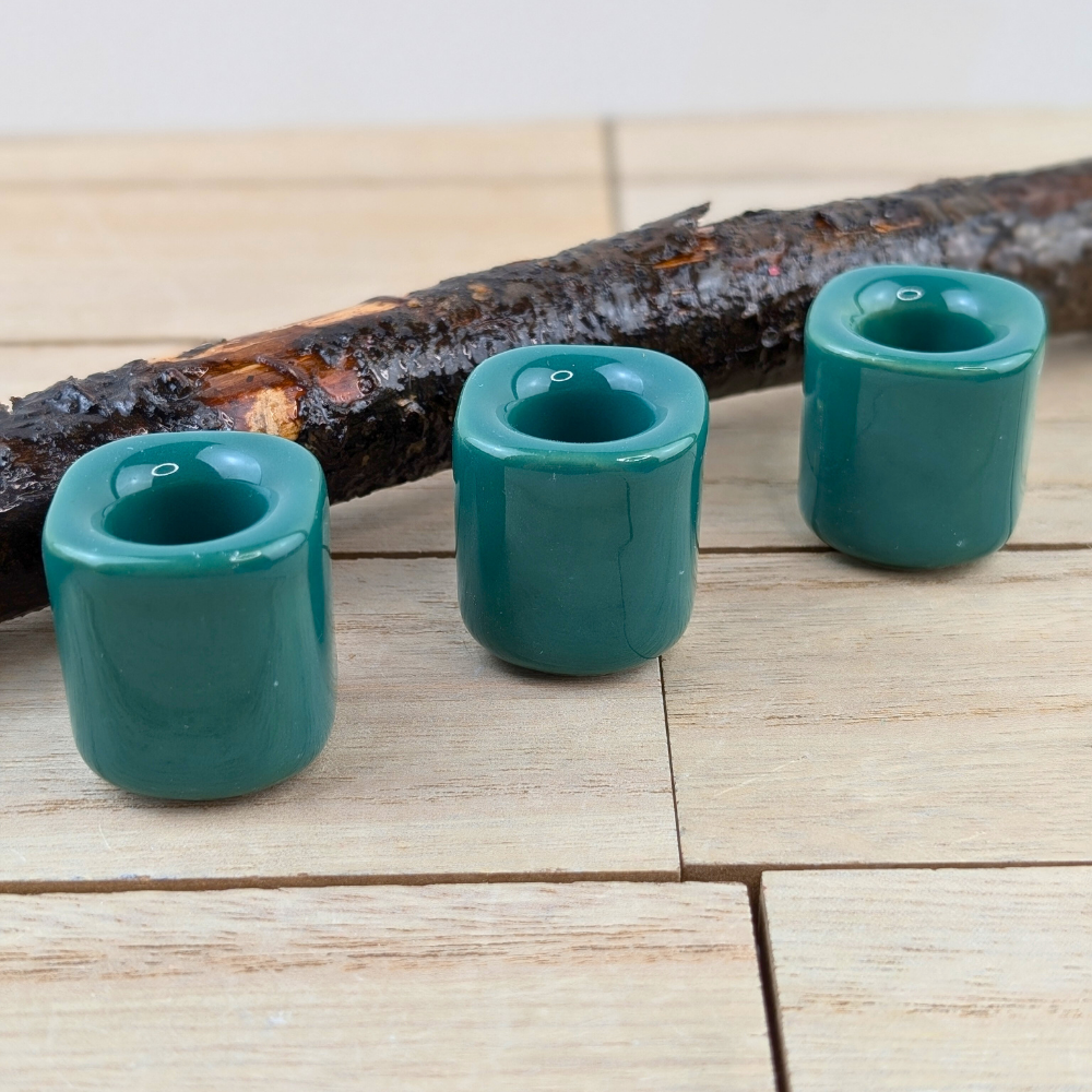 Emerald green chime candle holder made of ceramic