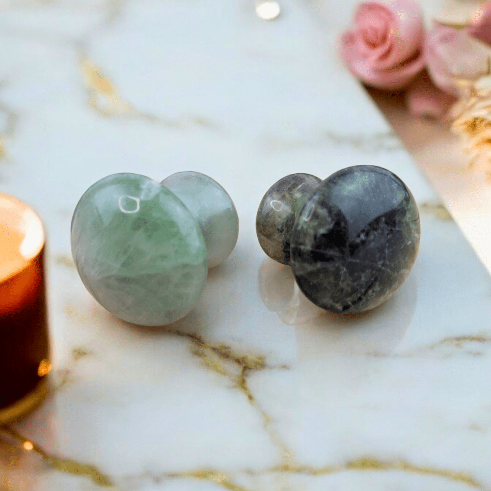 Fluorite massage stone for energy balance