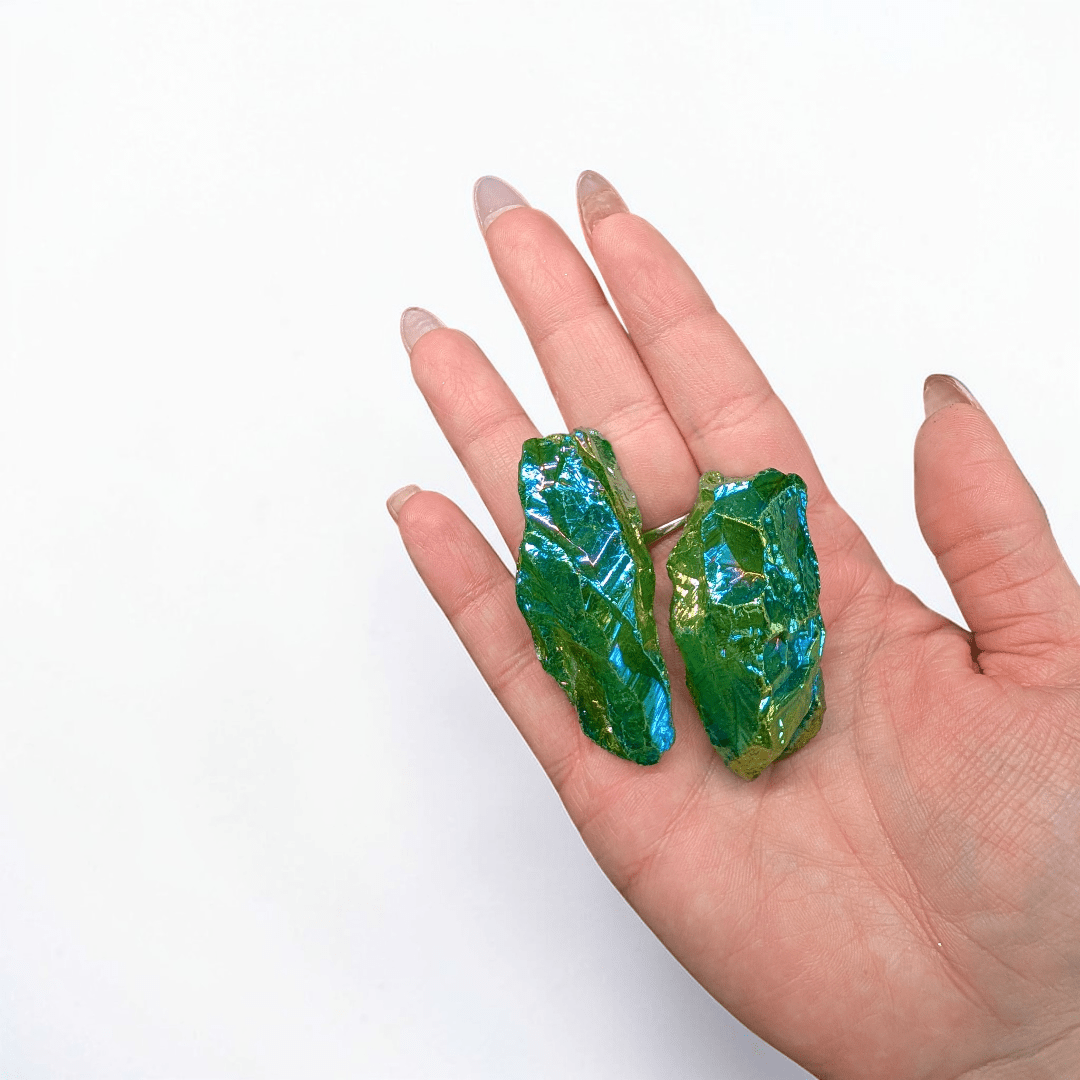 green aura quartz crystal for heart chakra healing available at Zen Collection Metaphysical Store in Barrie