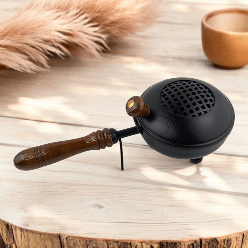 Resin and charcoal incense burner with handle

