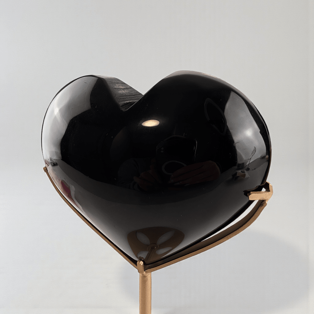 black obsidian crystal heart for root chakra protection. Shop now with Zen Collection Metaphysical Store Canada. Shop in-store or online now.
