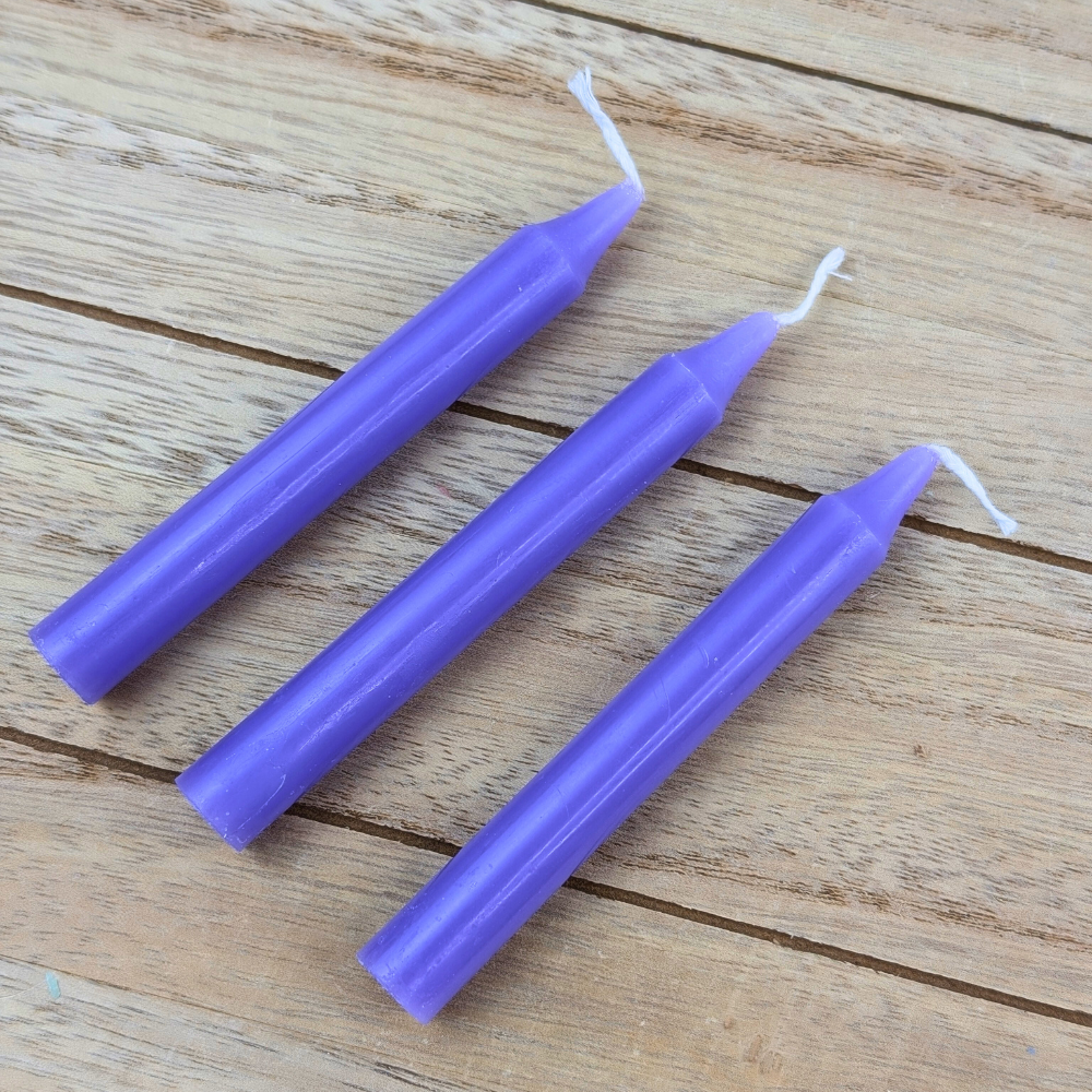 Light violet chime candles for rituals and meditation