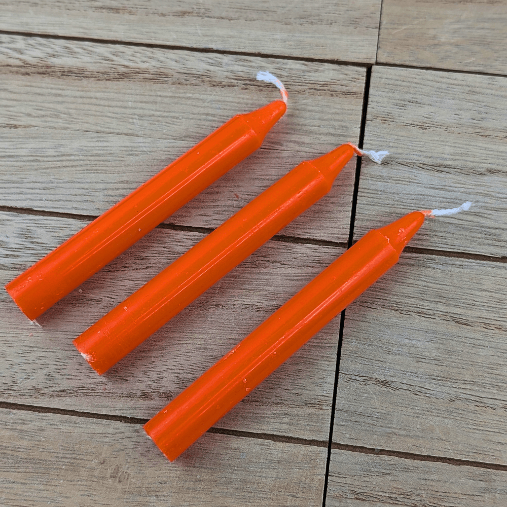 Mini spell candle in orange for passion