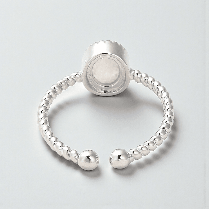 Moonstone crystal ring for intuition available at zen collection crystal stores in Barrie. Shop online now or in-store