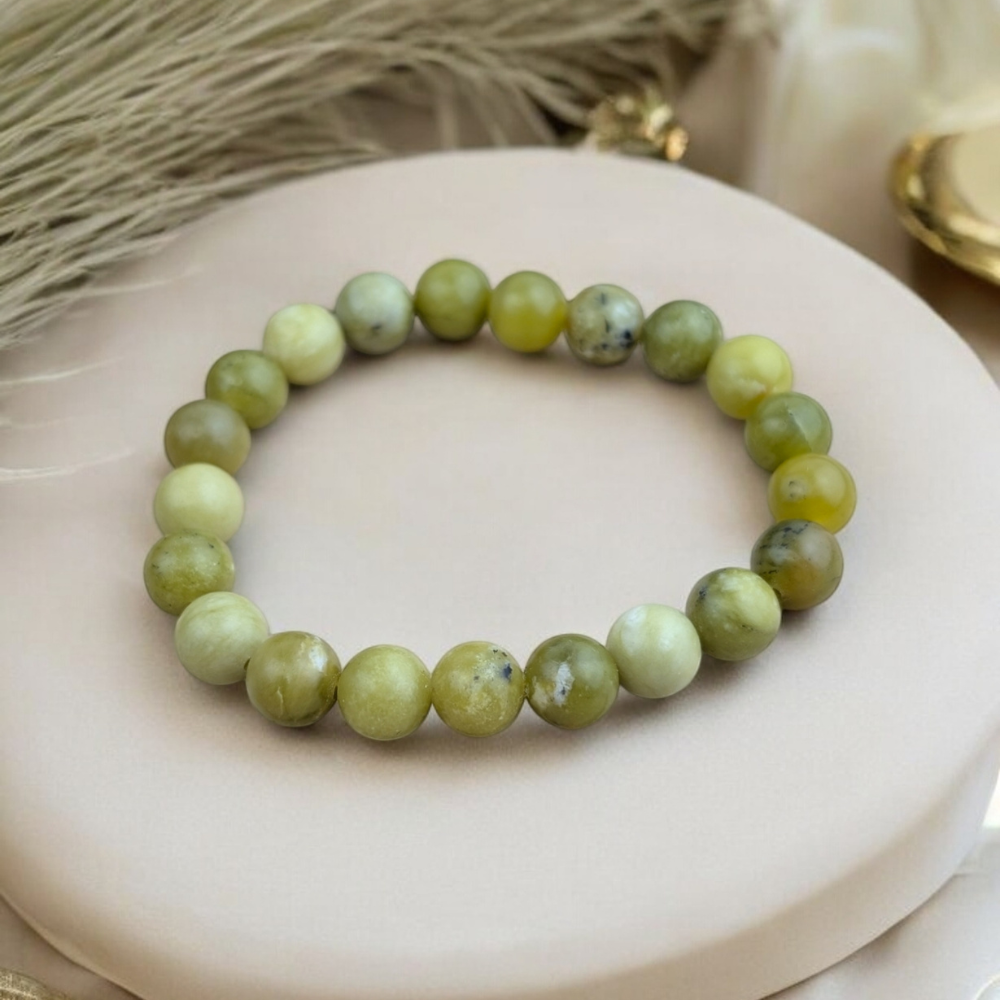 Handmade Peridot Bracelet with 8mm natural beads.