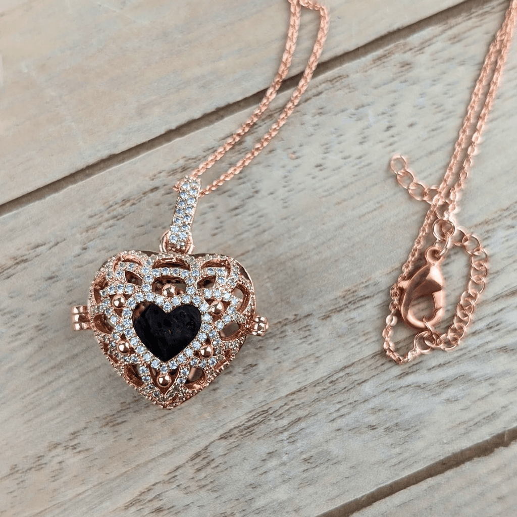 Aromatherapy diffuser locket with 17-inch rose gold chain