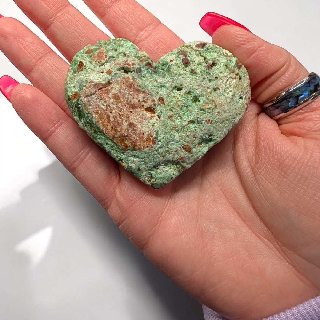Smithsonite Ore Heart | Smithsonite Ore | Anxiety Relief and Burnout Recovery | Shop in-store or online with Zen Collection Crystal Store Near Me Canada