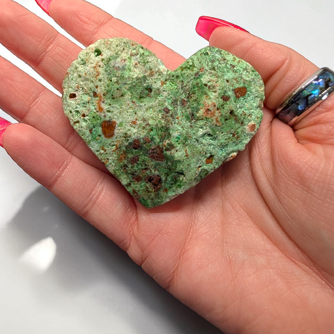 Smithsonite Ore Heart | Smithsonite Ore | Anxiety Relief and Burnout Recovery | Shop in-store or online with Zen Collection Crystal Store Near Me Canada