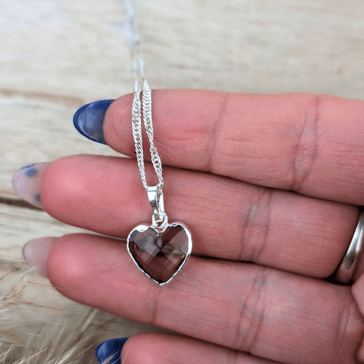 Dainty silver chain with heart-shaped Smoky Quartz pendant