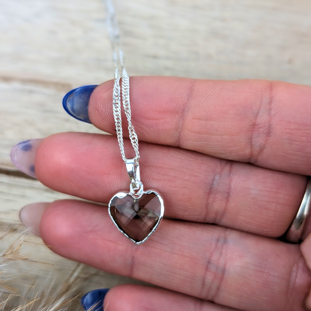 Dainty silver chain with heart-shaped Smoky Quartz pendant