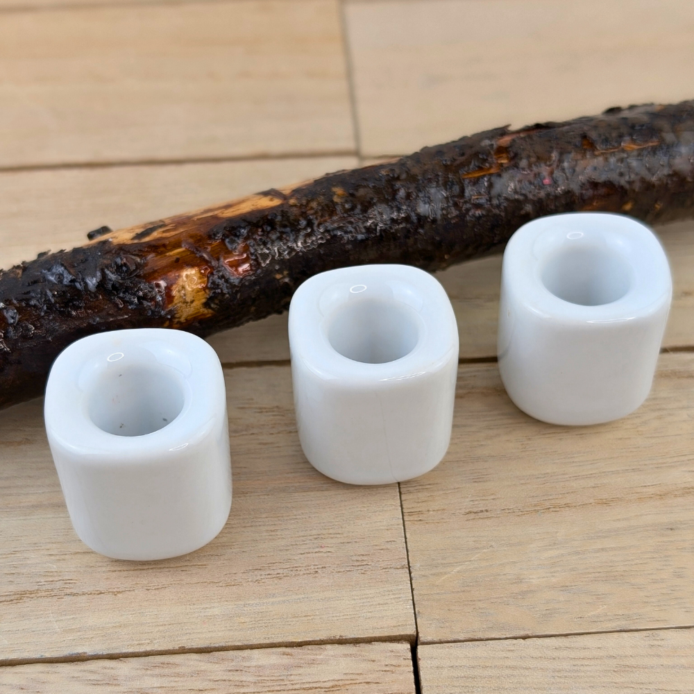 White chime candle holder for rituals