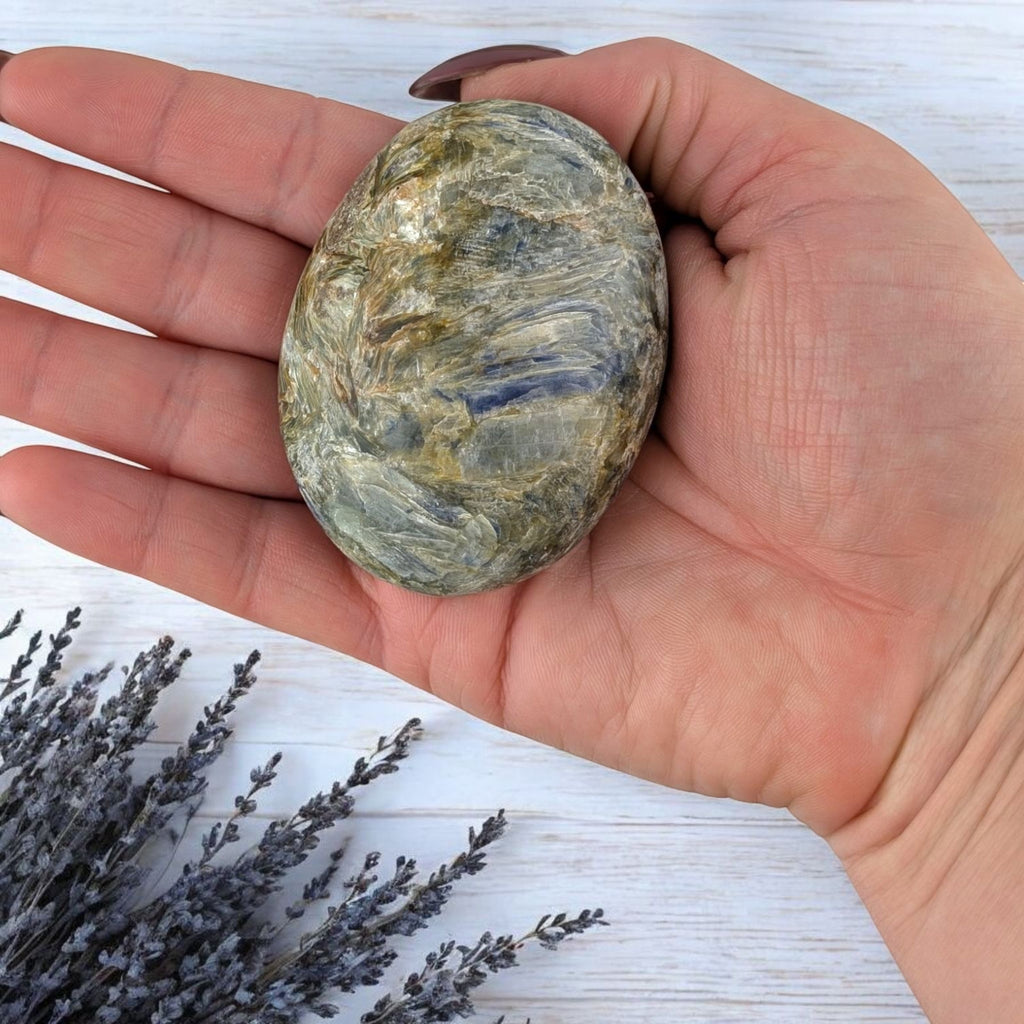 Polished Kyanite Stone for Meditation and Energy Work