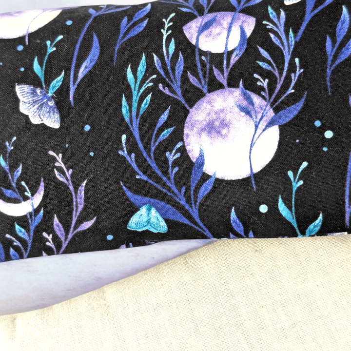 Herbal eye pillow for meditation and rest