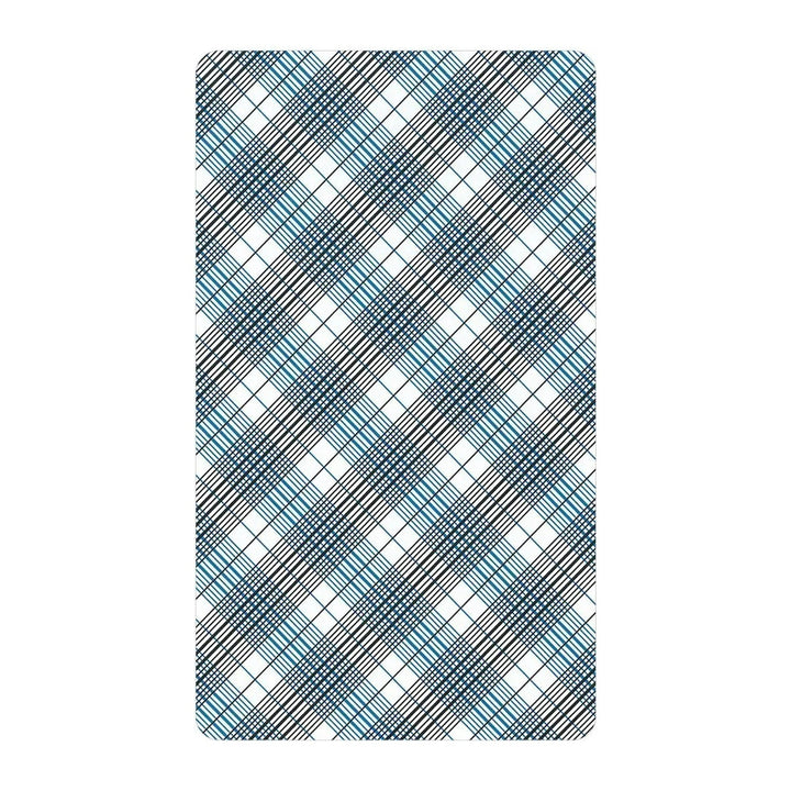 Card back of the Giant Rider-Waite Tarot, with a blue plaid pattern
