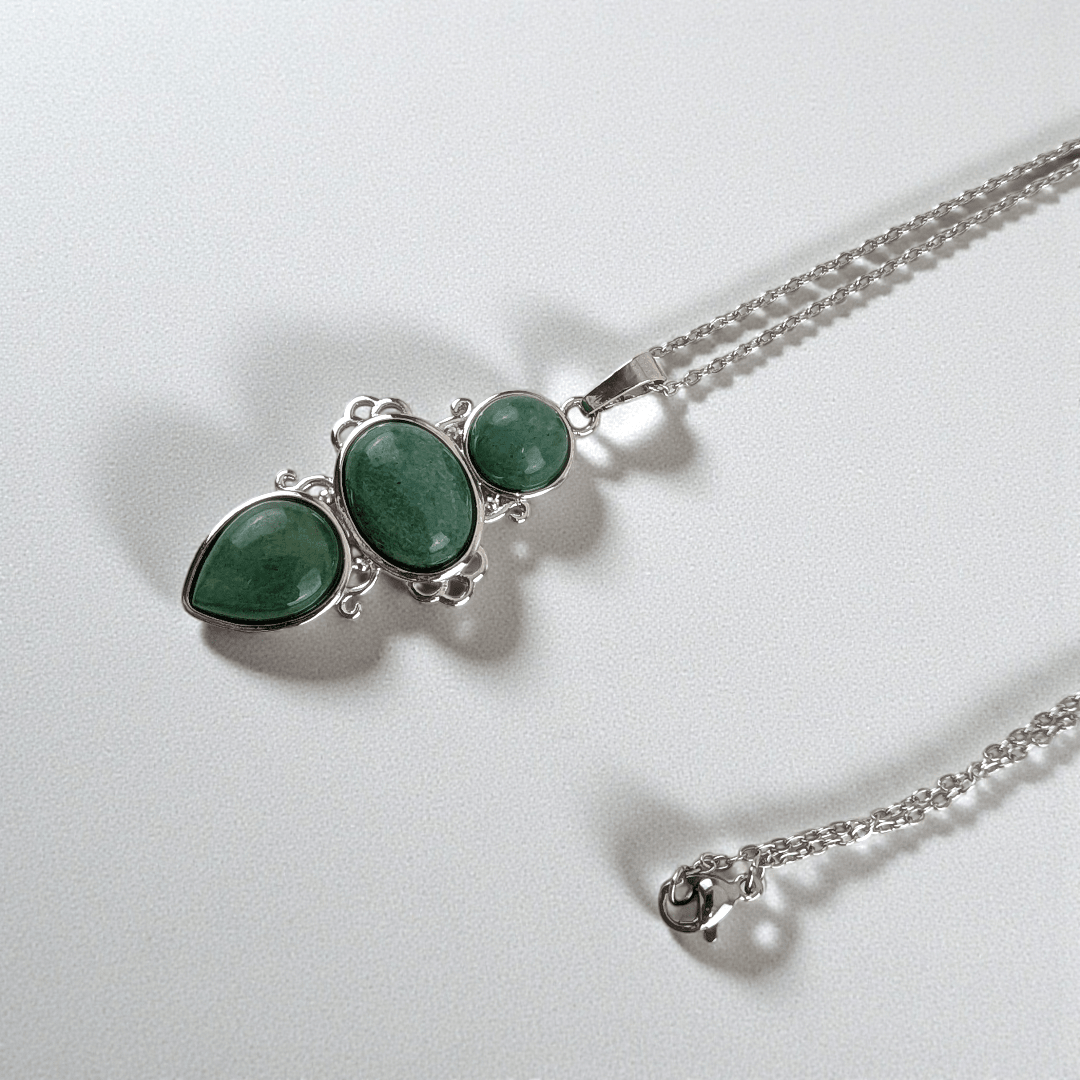 natural green aventurine jewelry for the heart chakra available at zen collection metaphysical store Barrie. Shop in-store or online now