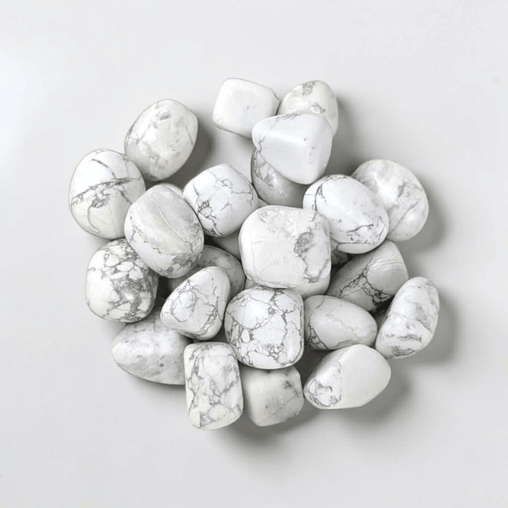 Howlite en chute 