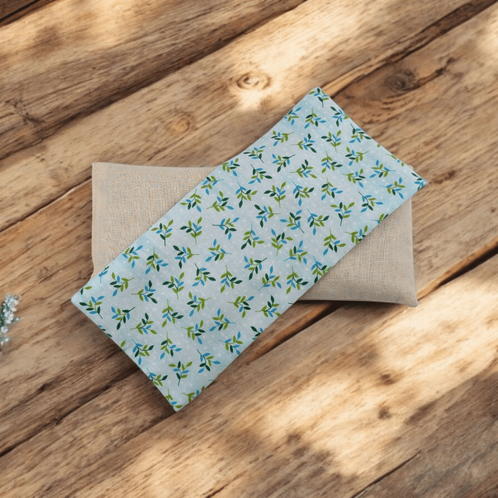 Flaxseed-filled aromatherapy eye pillow in mint green