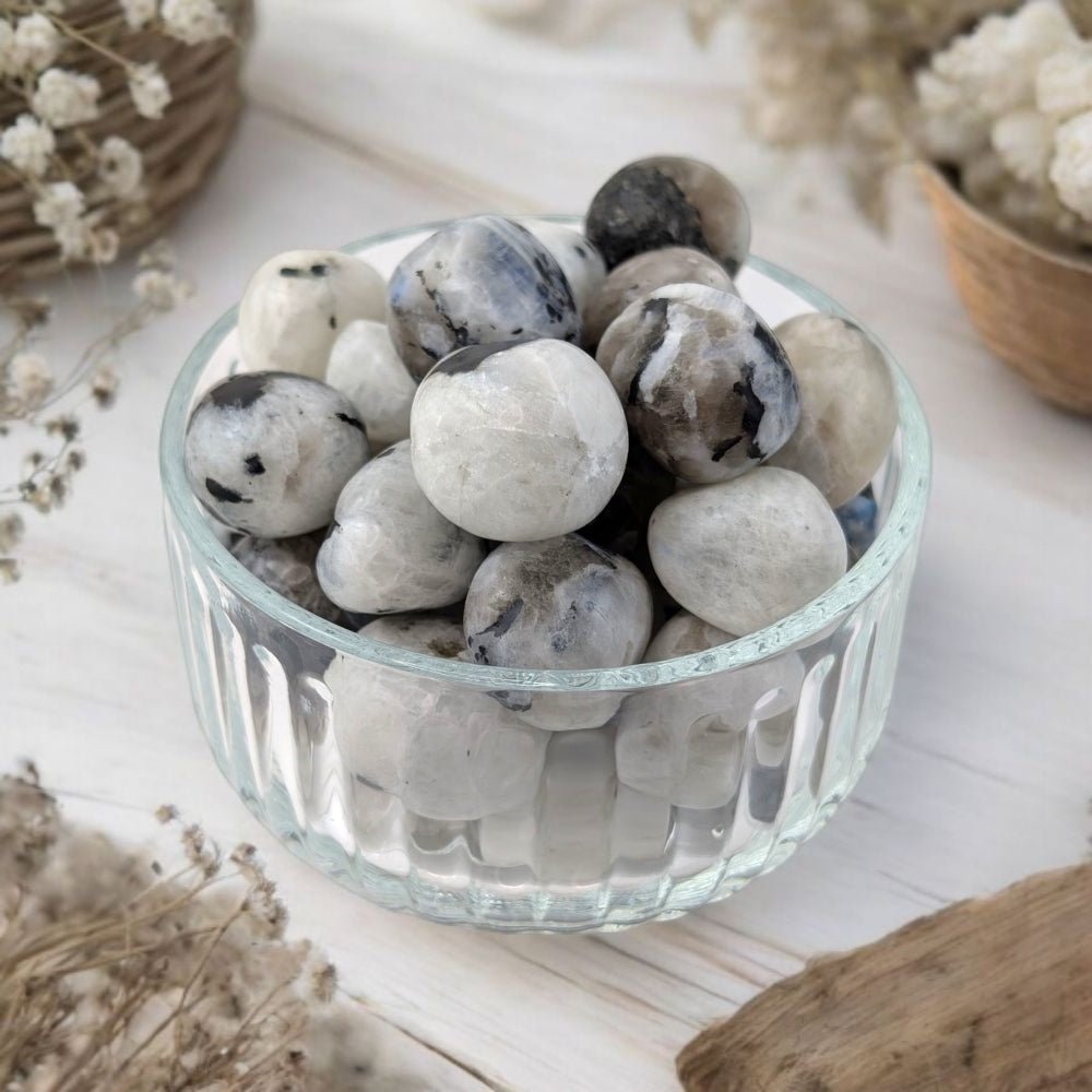 rainbow moonstone for intuition and moon rituals available at Canadian crystal store near me.