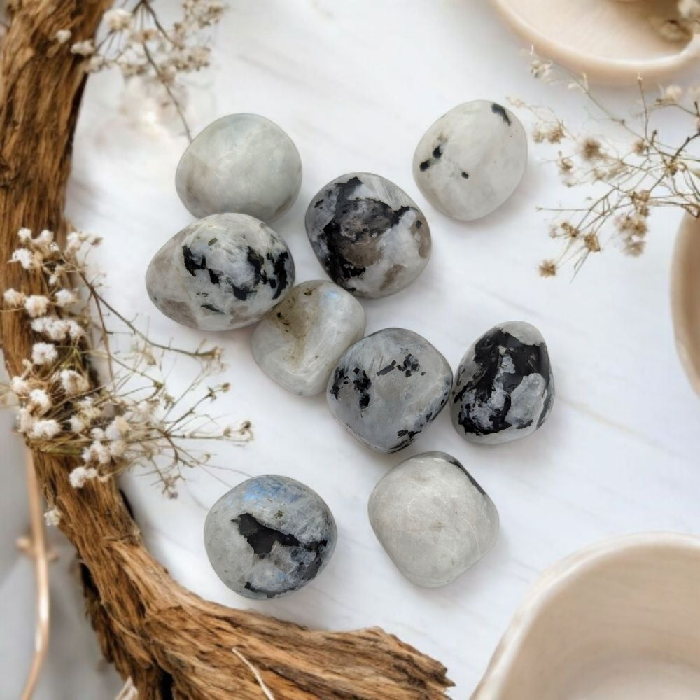 rainbow moonstone for intuition and moon rituals available at Canadian crystal store near me.