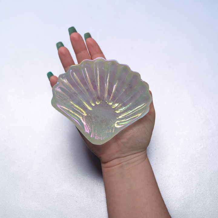 Clear Quartz Aura Sea Shell | Clear Quartz | Clearing Mental Fog and Amplifying Energy | Zen Collection Canada
