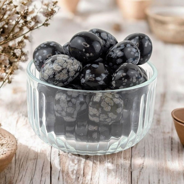 Obsidienne flocon de neige en chute libre 