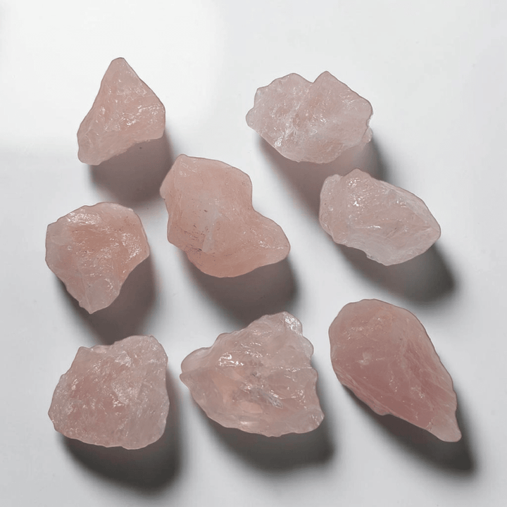 Cristaux de quartz rose bruts