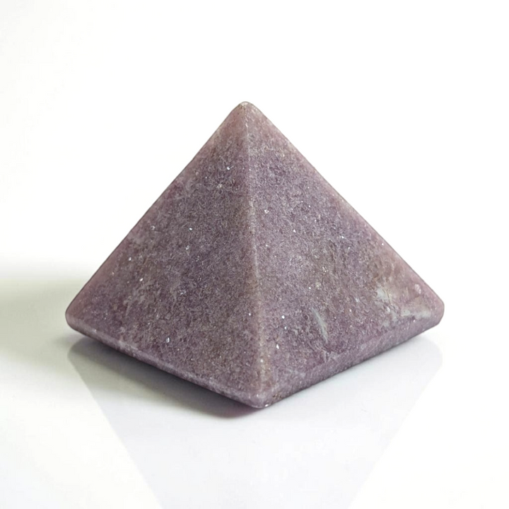 Pyramide en cristal de lépidolite