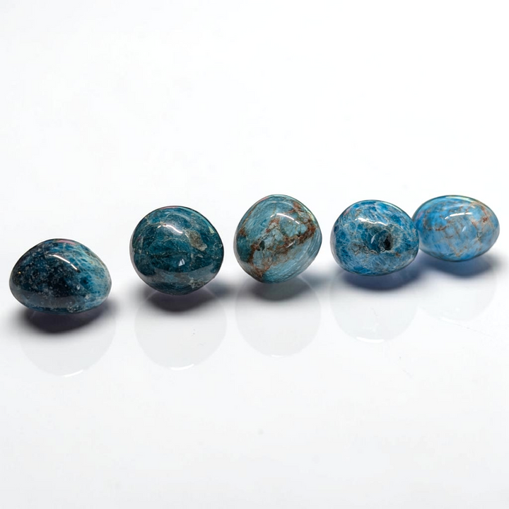 Apatite bleue en chute 