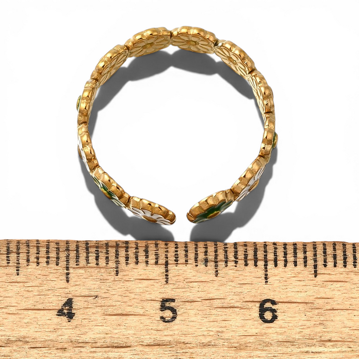 304 Stainless Steel Daisy Ring - Detail view | Crystal Shop Barrie Ontario