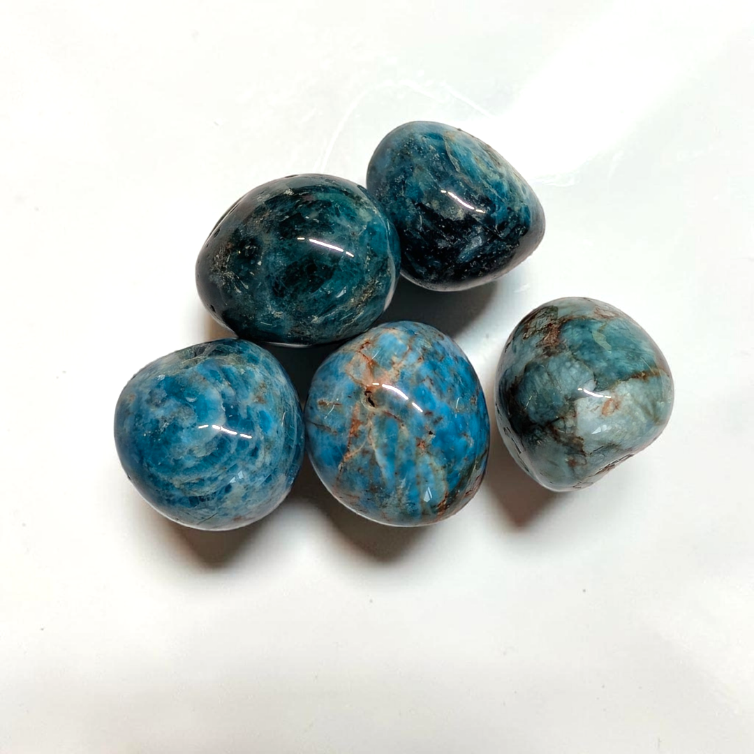 Apatite bleue en chute 