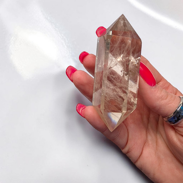 Cristal de quartz fumé biterminé
