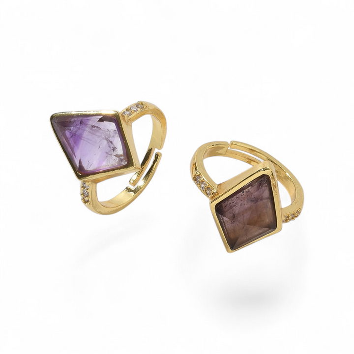 Bague en améthyste en forme de diamant