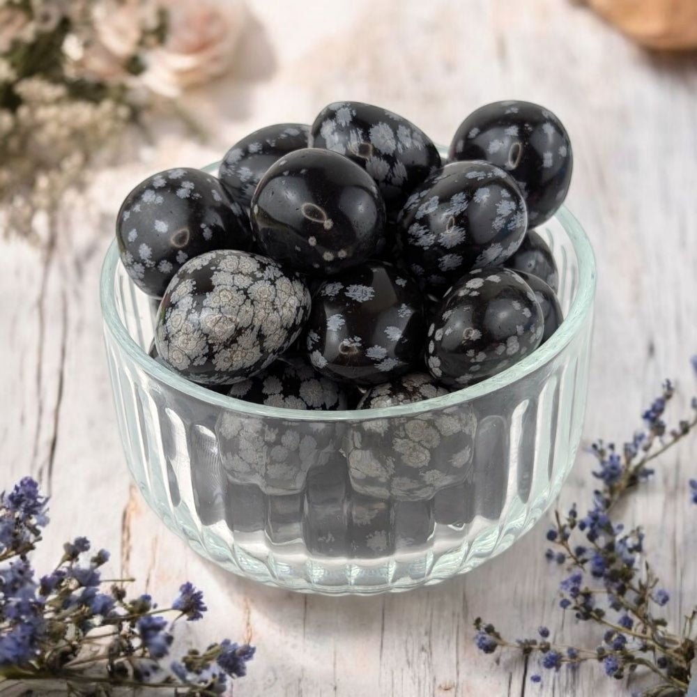 Obsidienne flocon de neige en chute libre 