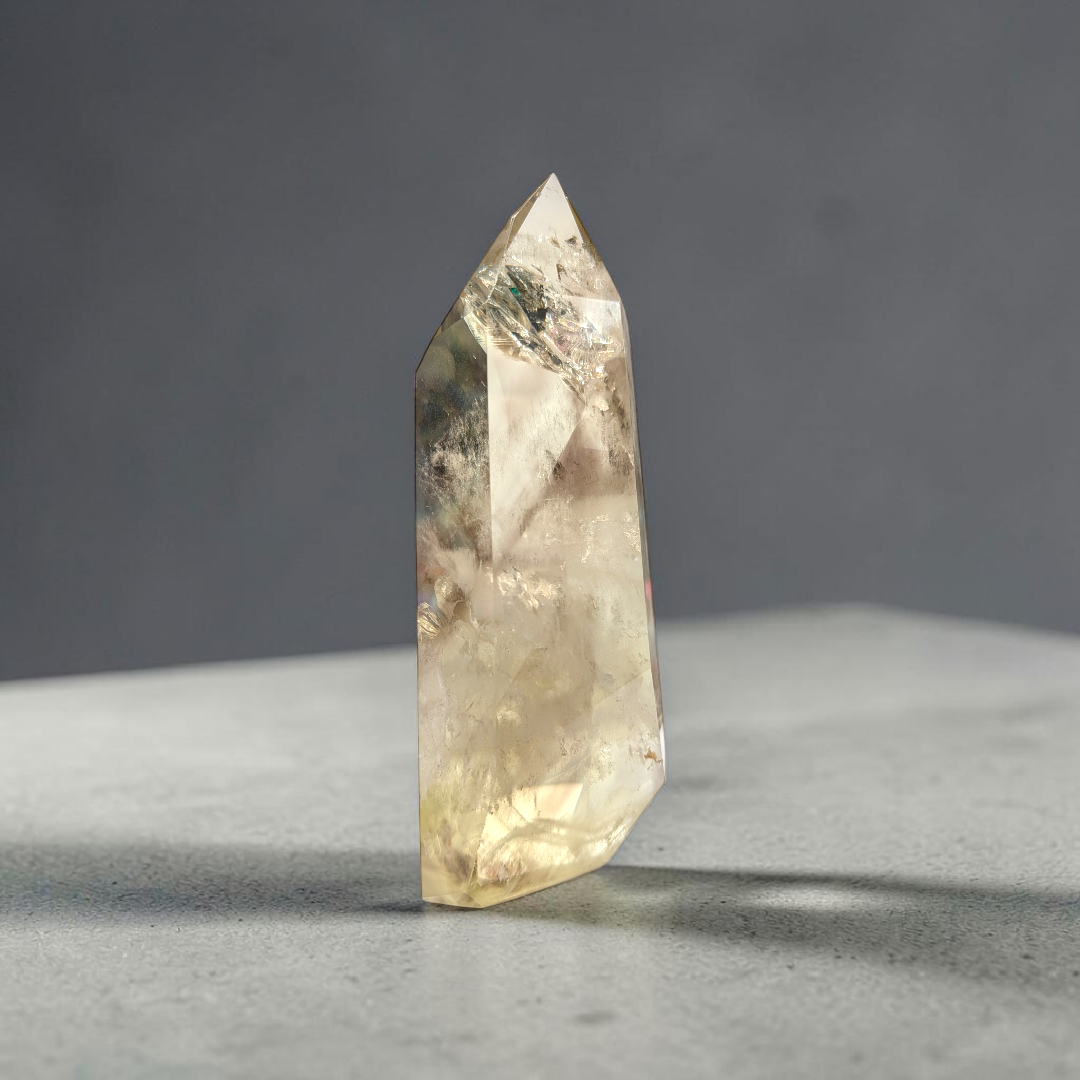 Tour de cristal de citrine