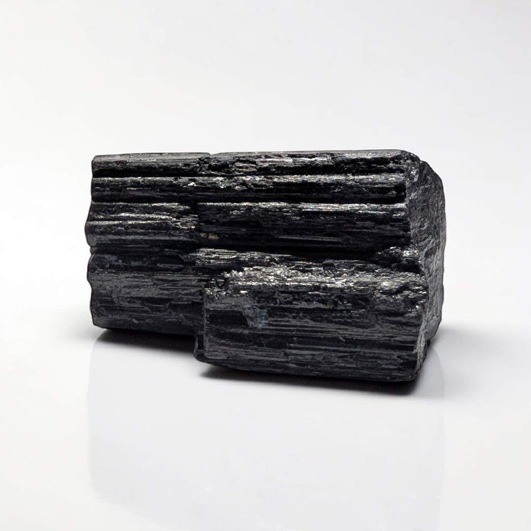 Tourmaline noire brute