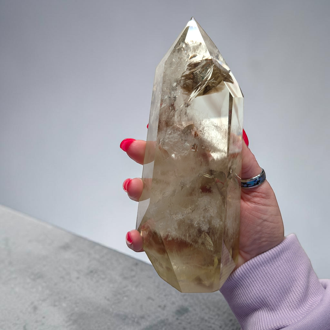 Tour de cristal de citrine