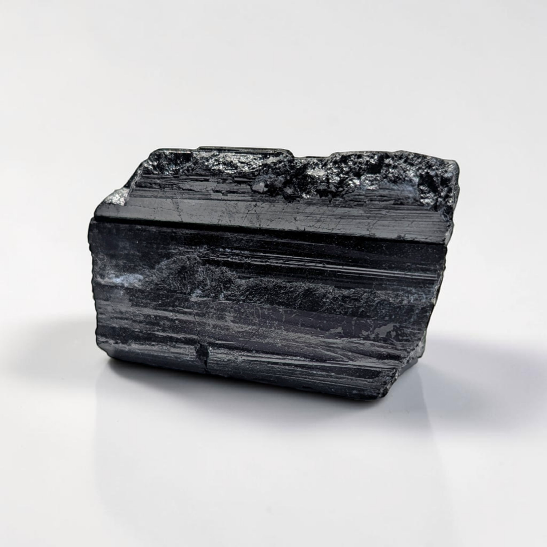 Tourmaline noire brute