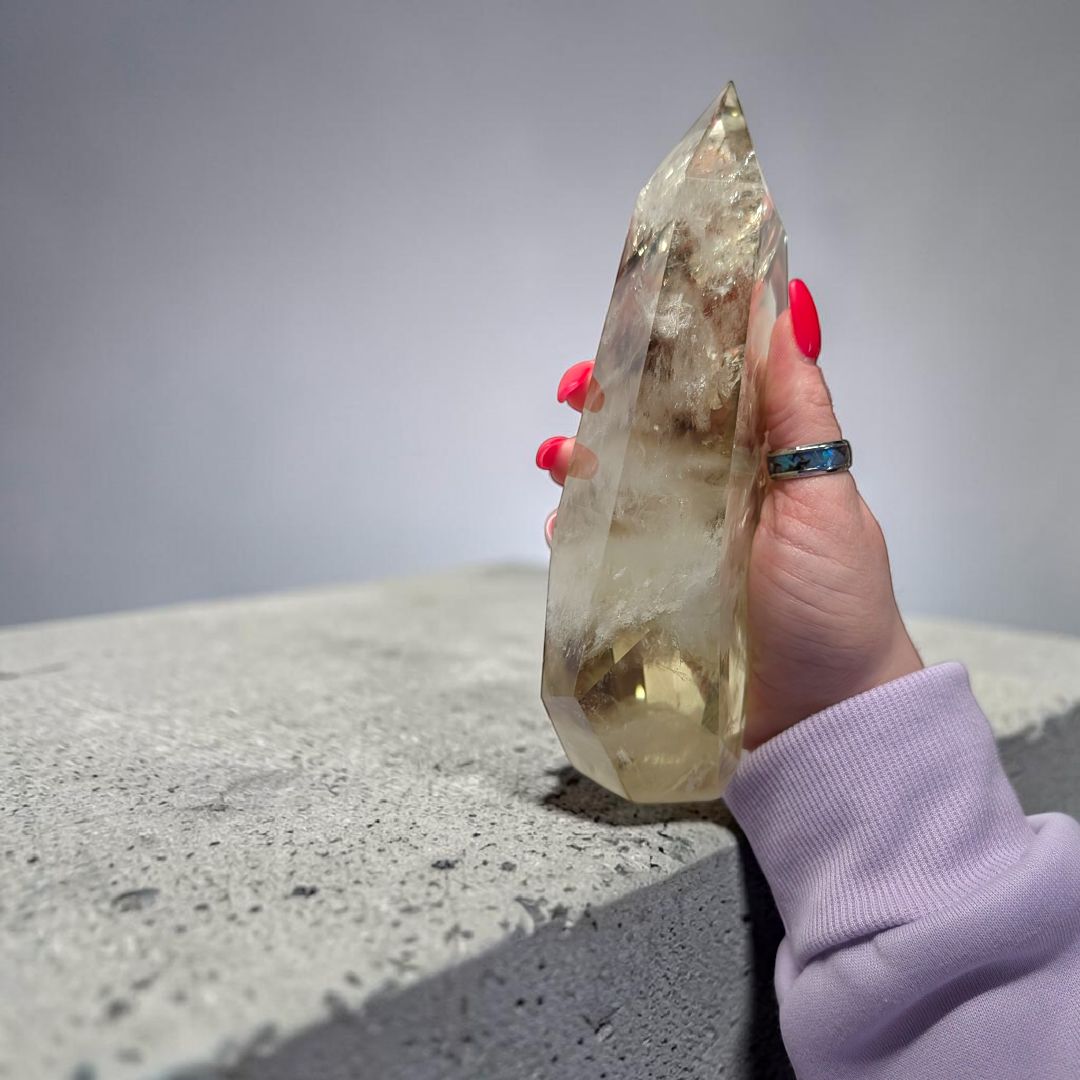 Tour de cristal de citrine