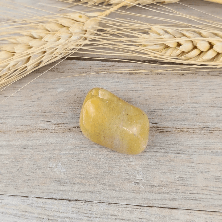 Solar Plexus Chakra Crystal Set will balance this energy center , improving self confidence and determination to overcome challenges 