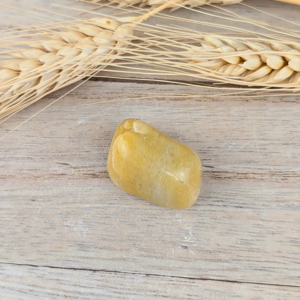 Solar Plexus Chakra Crystal Set will balance this energy center , improving self confidence and determination to overcome challenges 